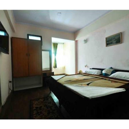 Anamika Hotel ナイニタール エクステリア 写真